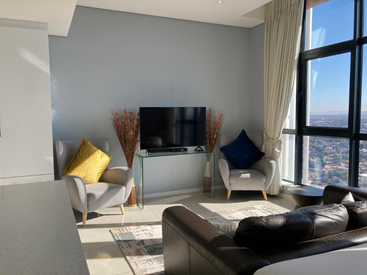 Urban Awe Apartment-Itowers 23Rd Floor Gaborone Exterior foto